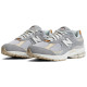 New Balance NB 2002R