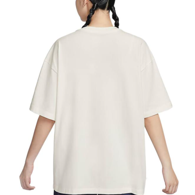 Nike T
