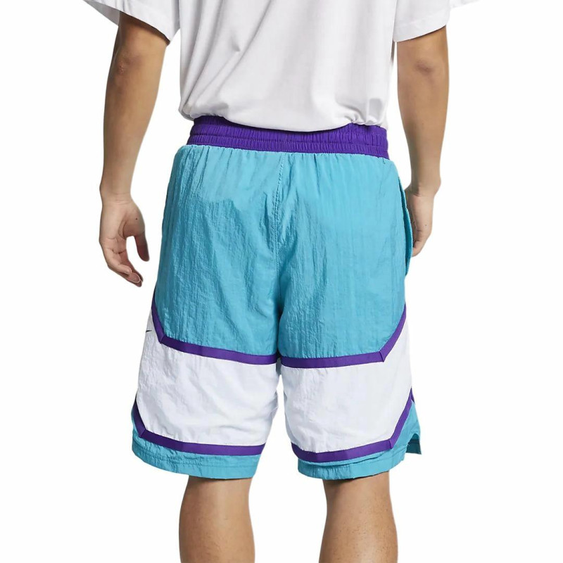 Nike Throwback