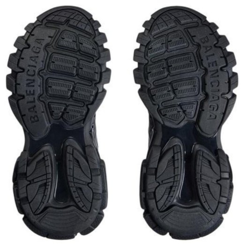 Balenciaga Track Signature