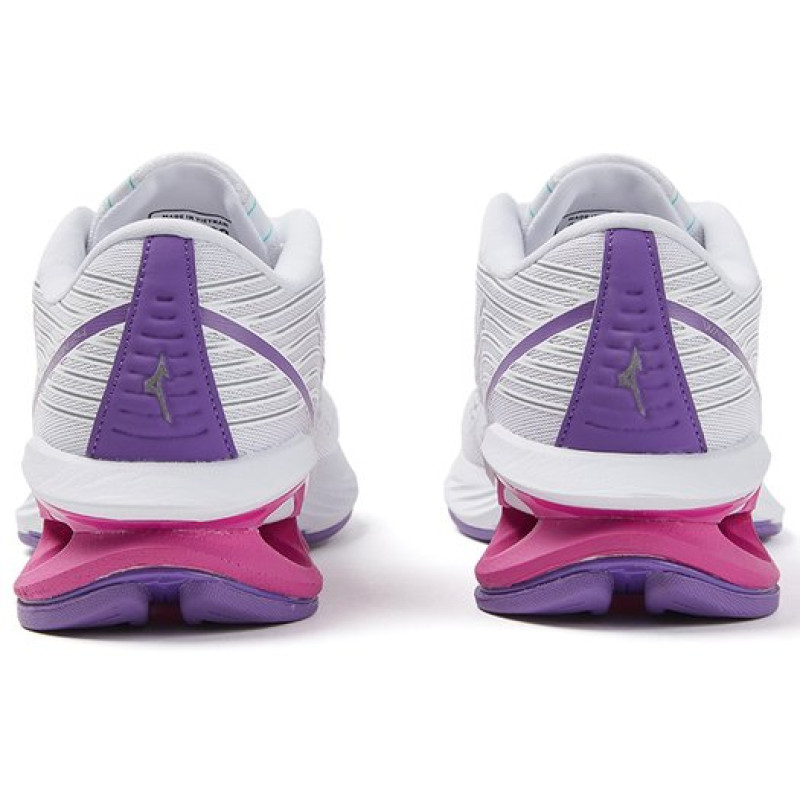 Mizuno Creation 24