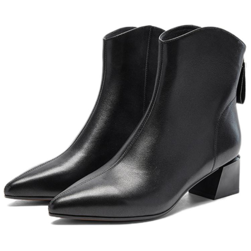 NINE WEST