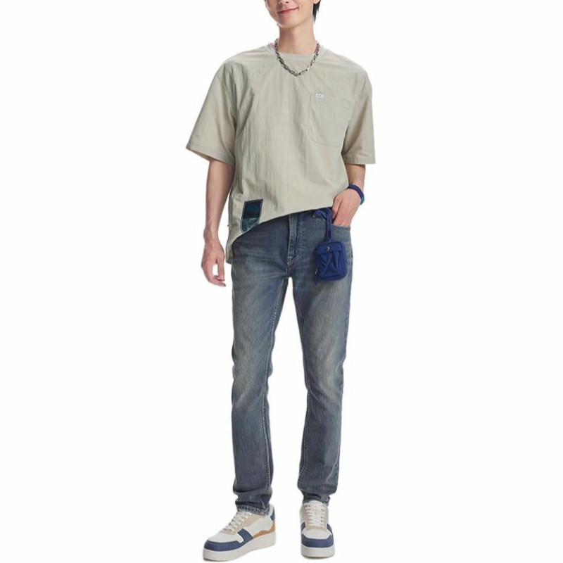 Lee