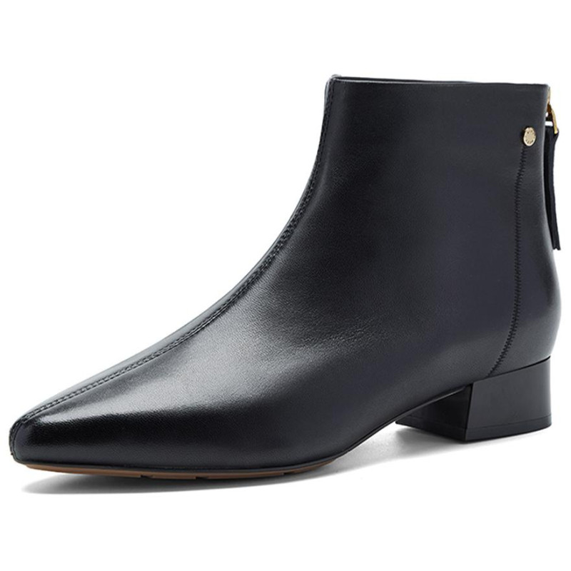 NINE WEST