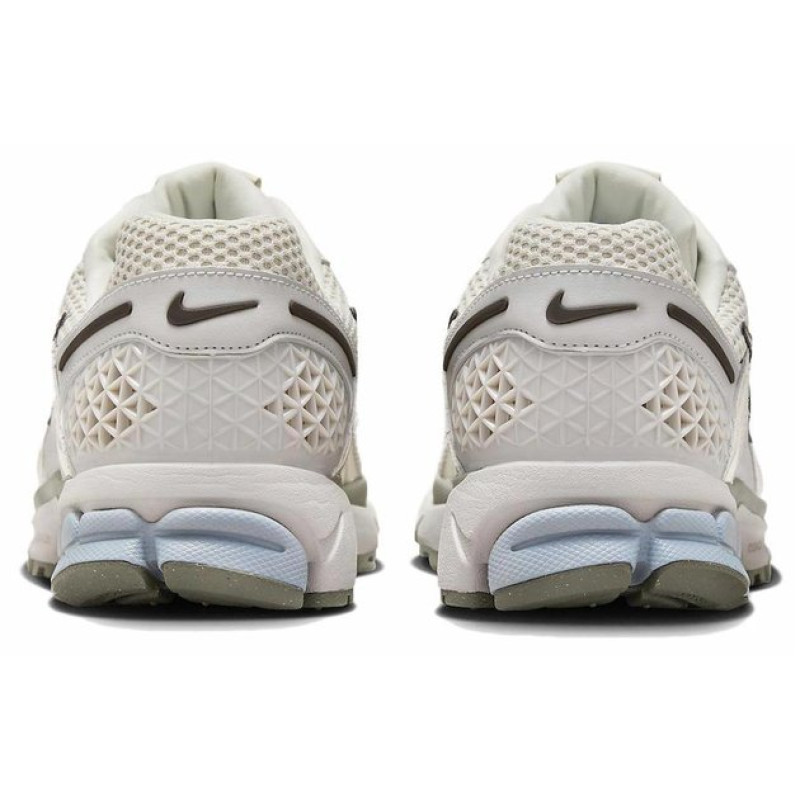 Nike Air Zoom Vomero 5