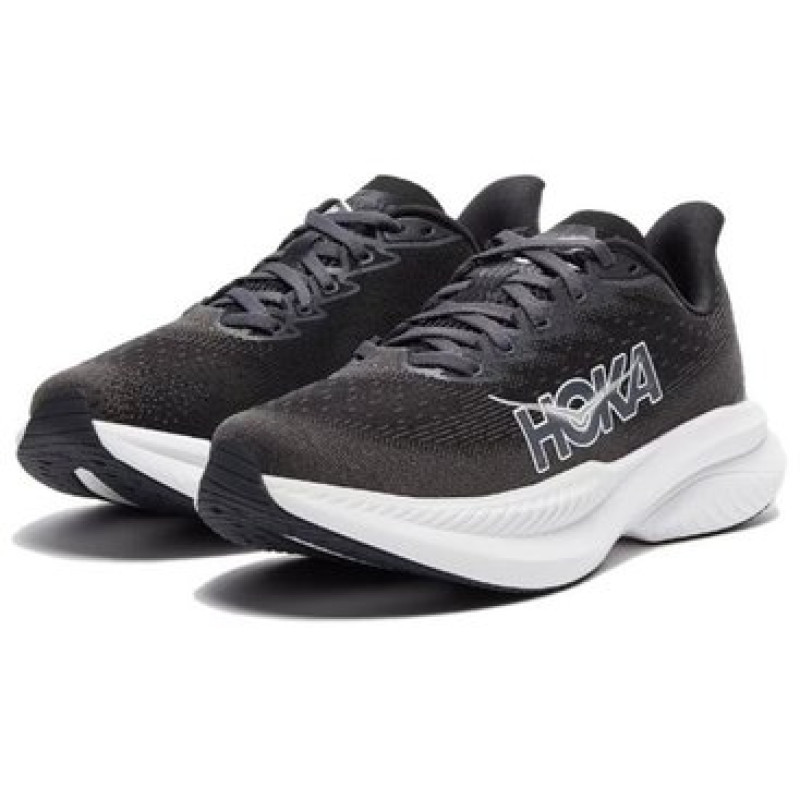 HOKA ONE ONE