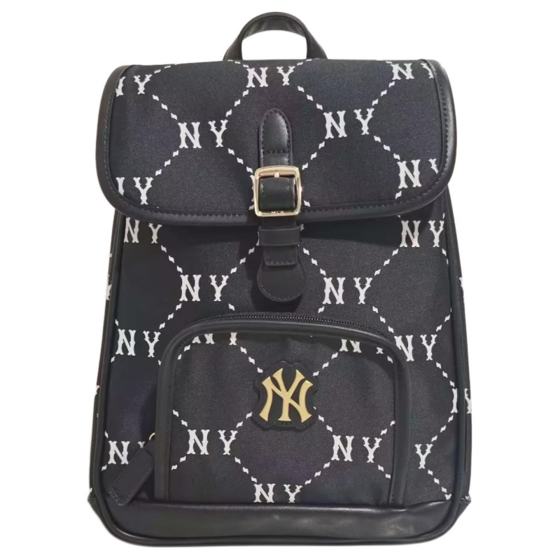 MLB )