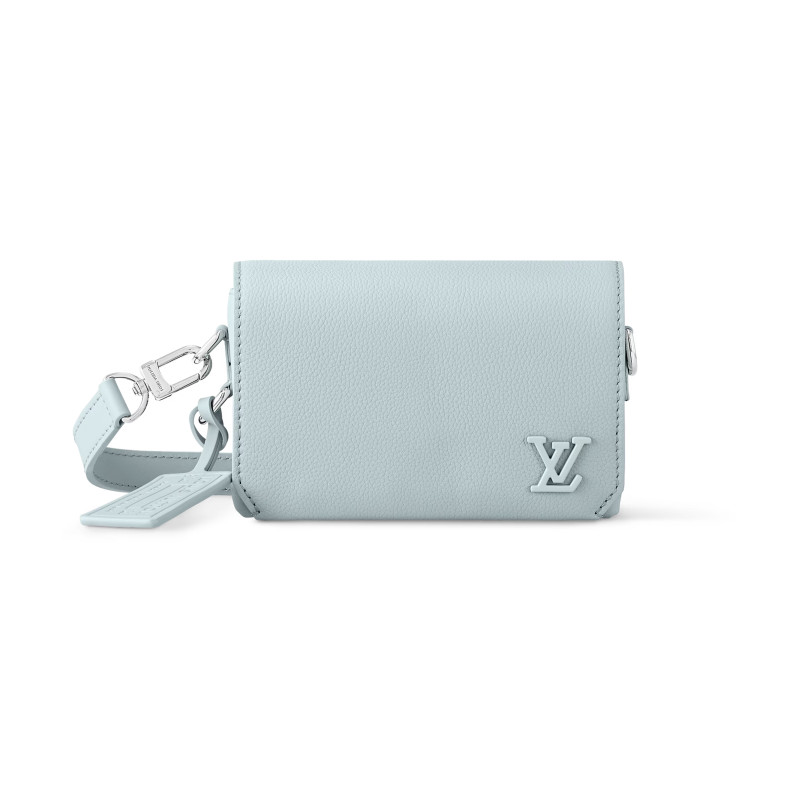 LOUIS VUITTON Fastline