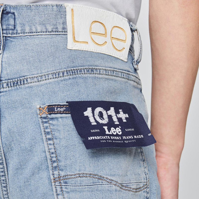 Lee