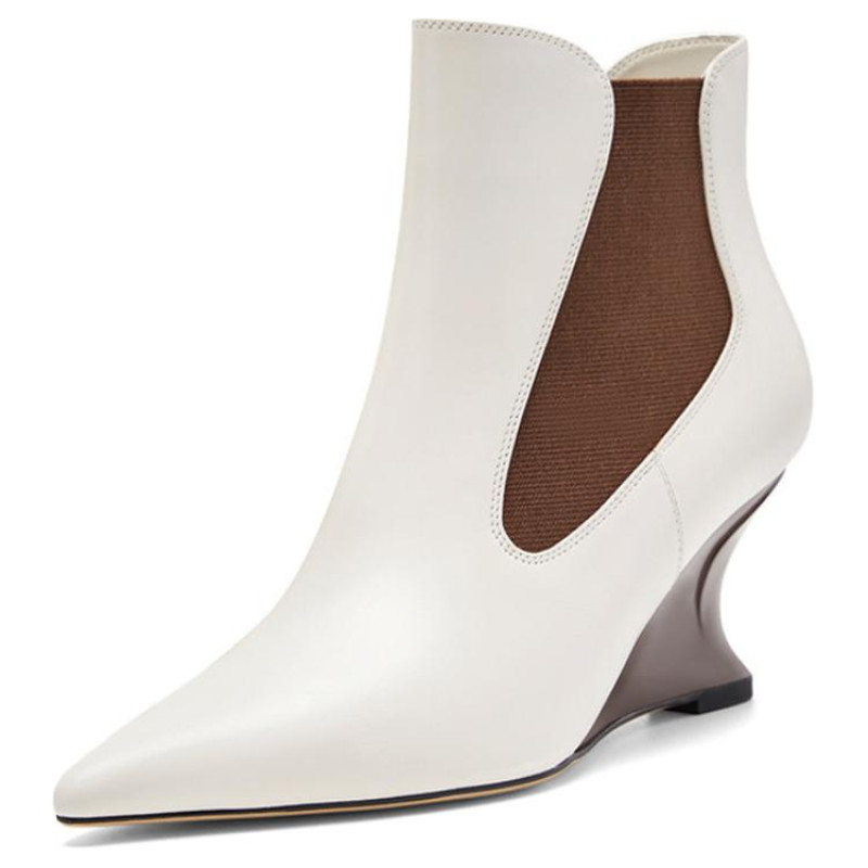 NINE WEST
