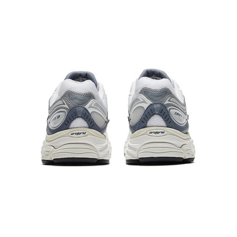 Saucony PROGRID OMNI 9