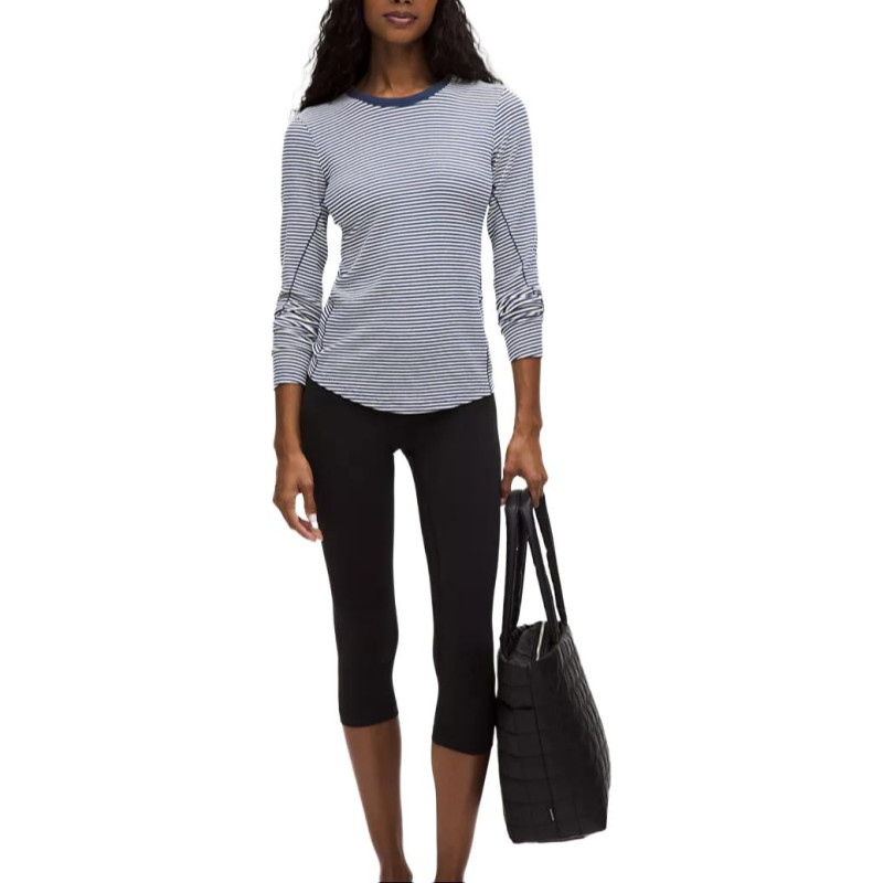 lululemon Hold Tight T