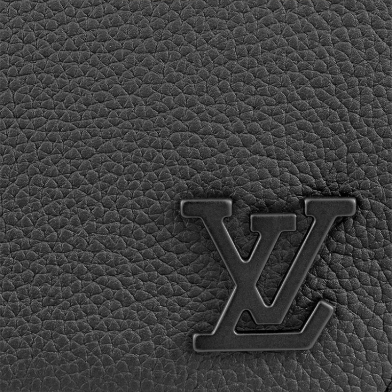 LOUIS VUITTON Flap Logo
