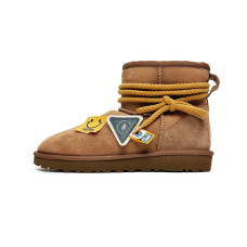UGG CLASSIC MINI
