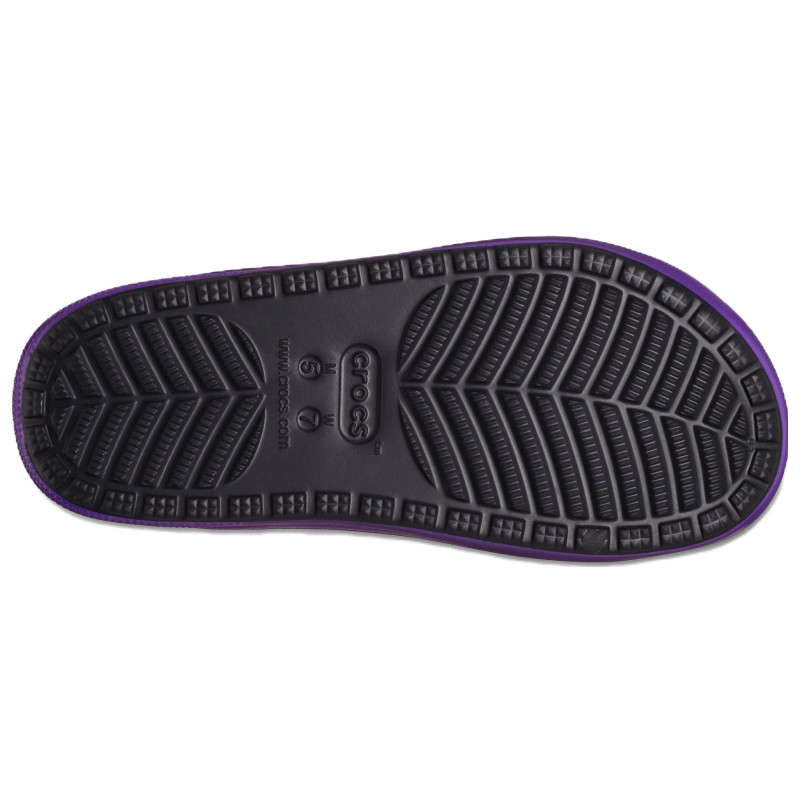 x Crocs