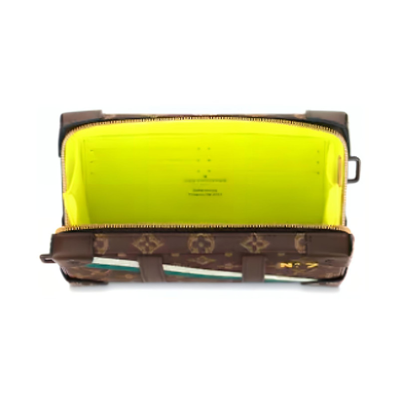 LOUIS VUITTON Trunk