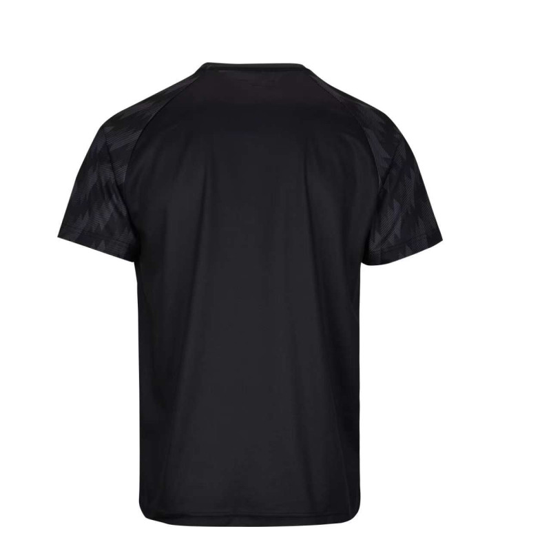 Under Armour T