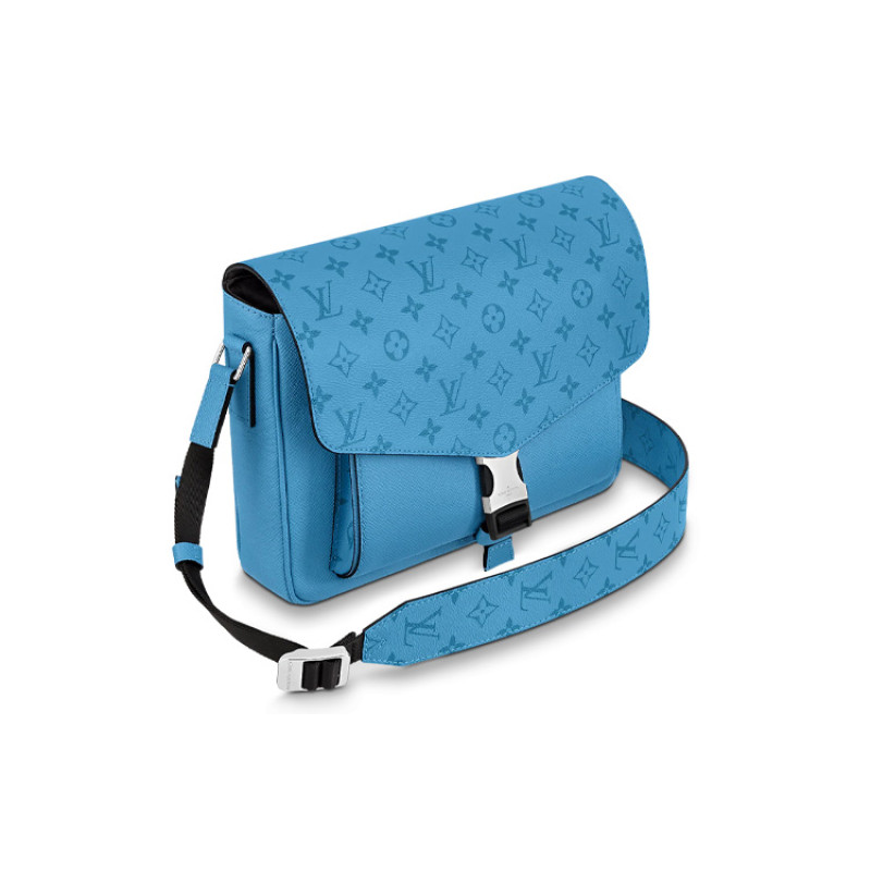 LOUIS VUITTON Messengerama