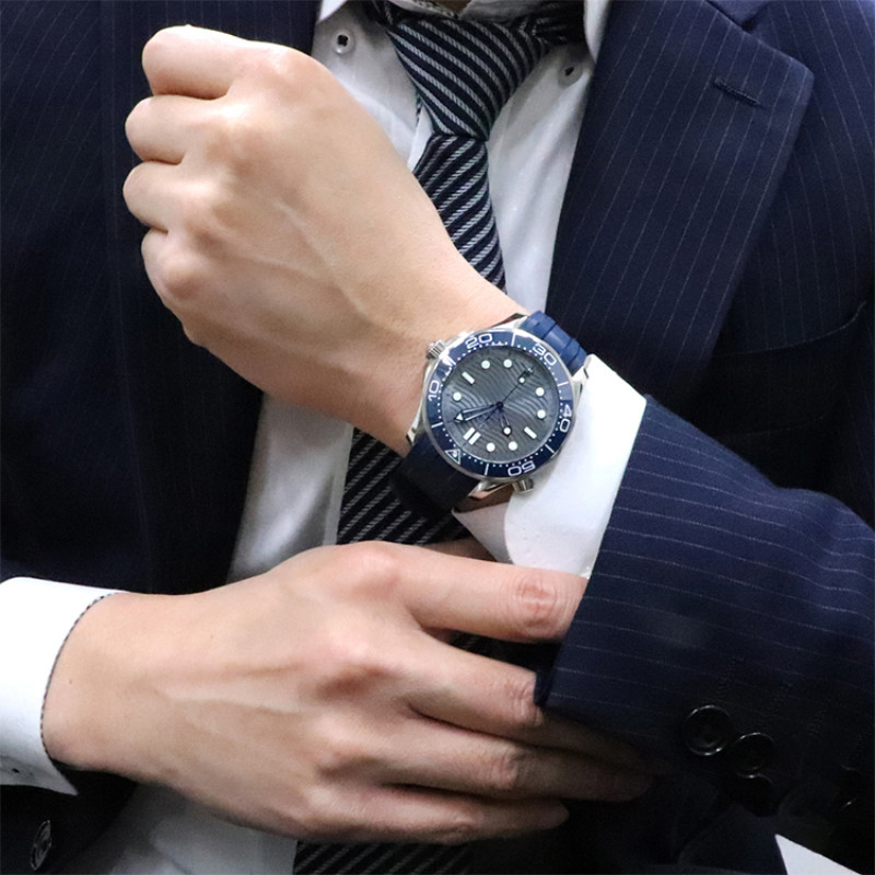 OMEGA 42mm 210.30.42.20.06.001