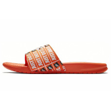 Nike Benassi