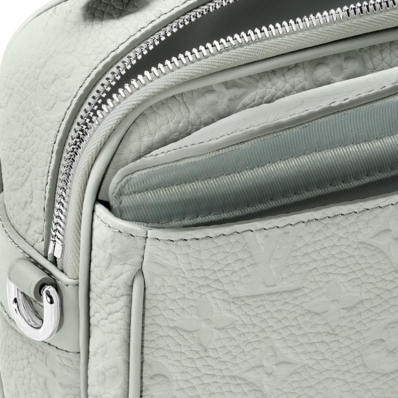 LOUIS VUITTON S-Lock S Lock