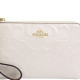 COACH Corner Zip 16