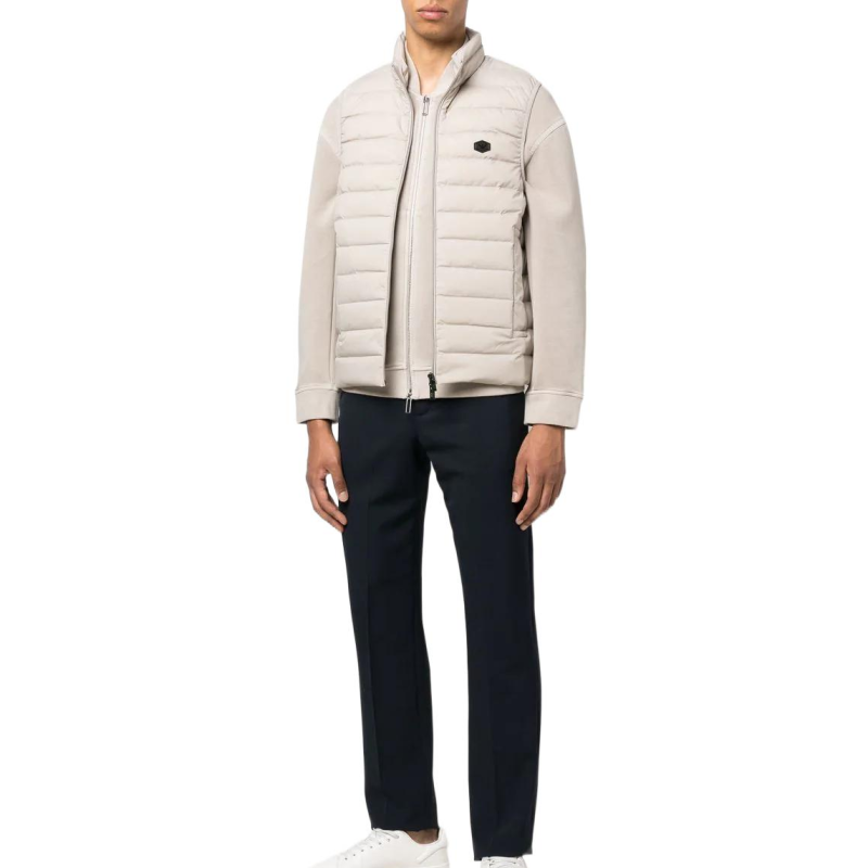EMPORIO ARMANI SS23 Logo