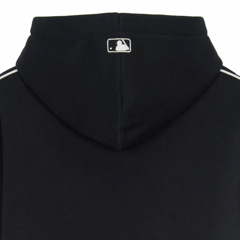 MLB