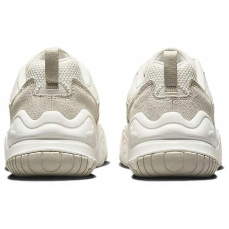 Nike Tech Hera
