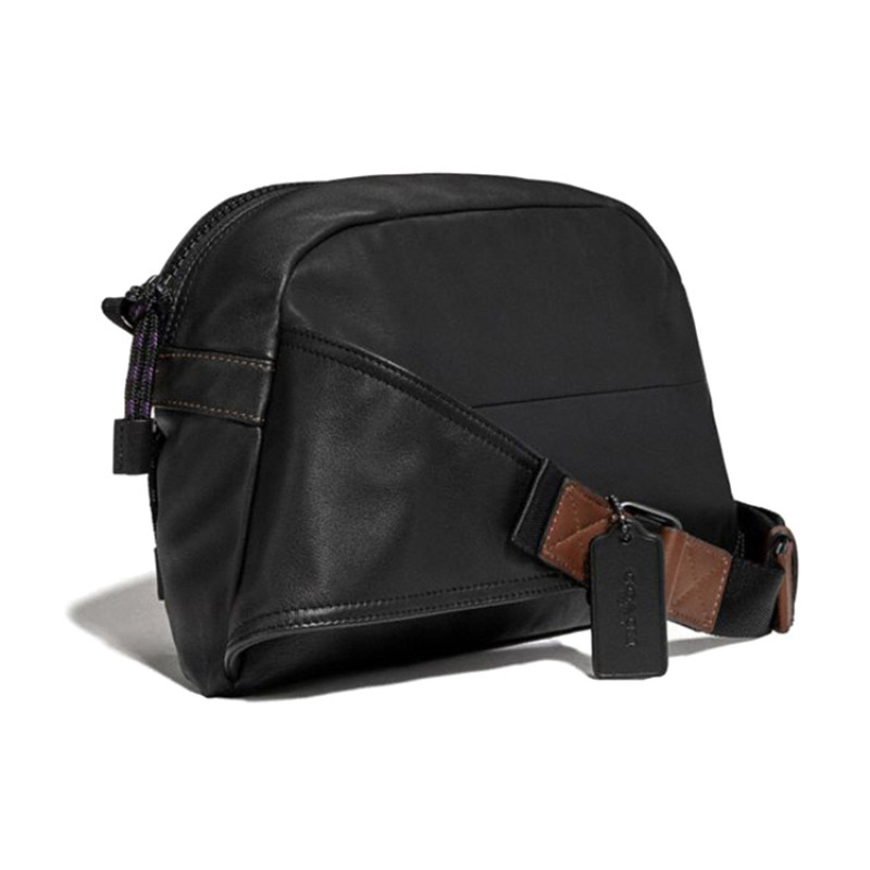 COACH Pacer 30