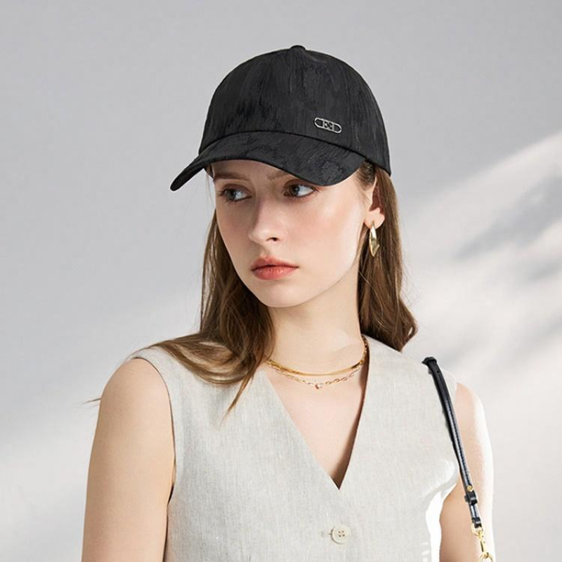ELLE
