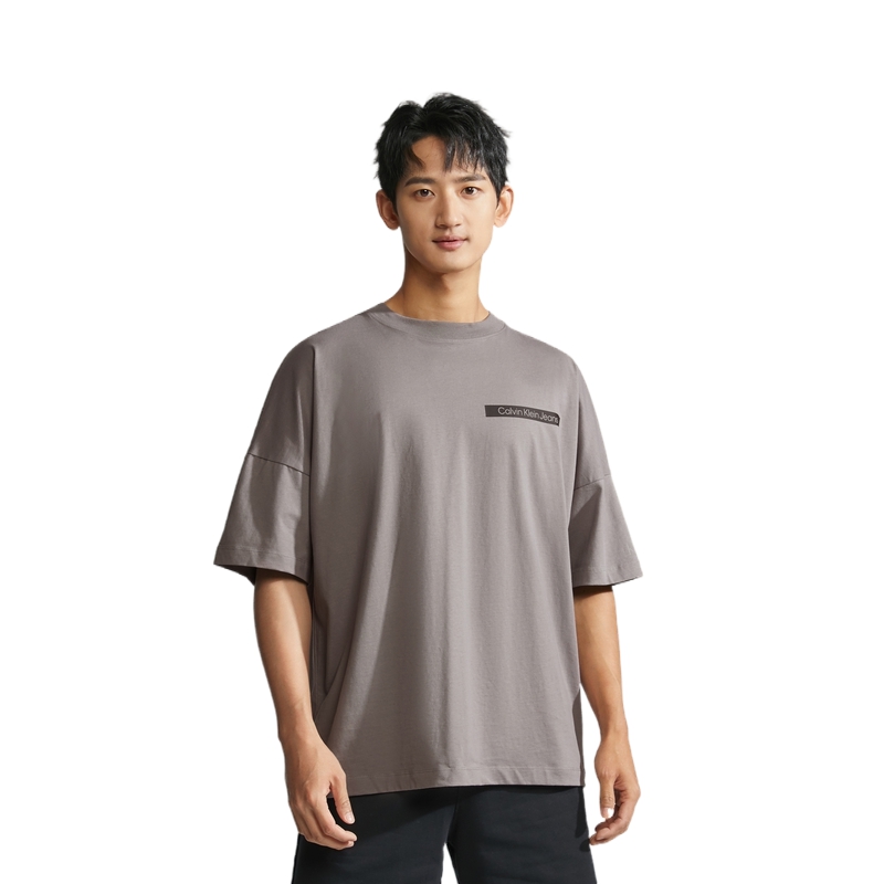 CKCalvin Klein T