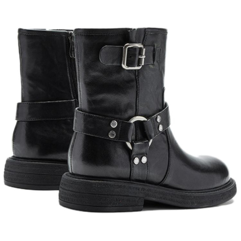 NINE WEST