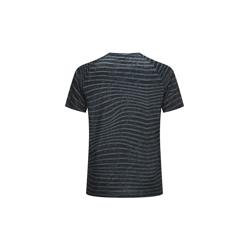 Under Armour T