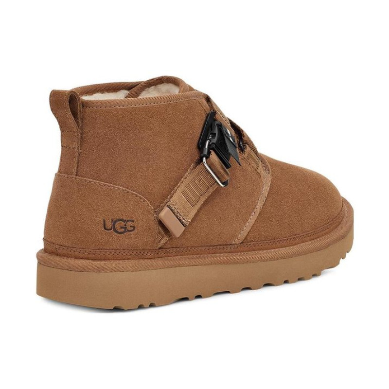 UGG