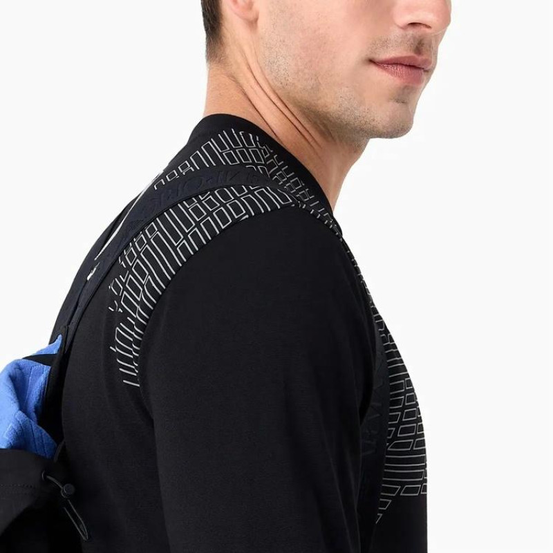 EMPORIO ARMANI EA7 Logo