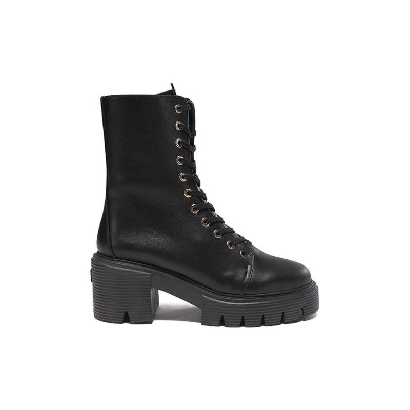 stuart weitzmanSW