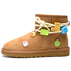 UGG CLASSIC MINI