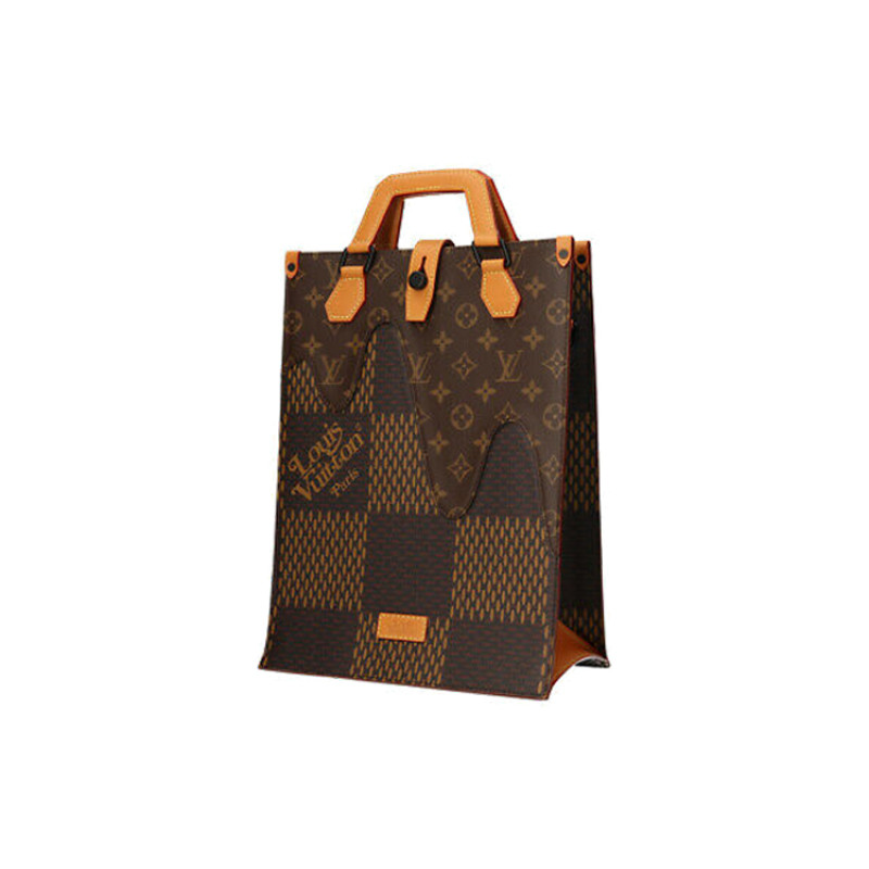 LOUIS VUITTON x NIGO