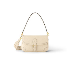 LOUIS VUITTON Diane