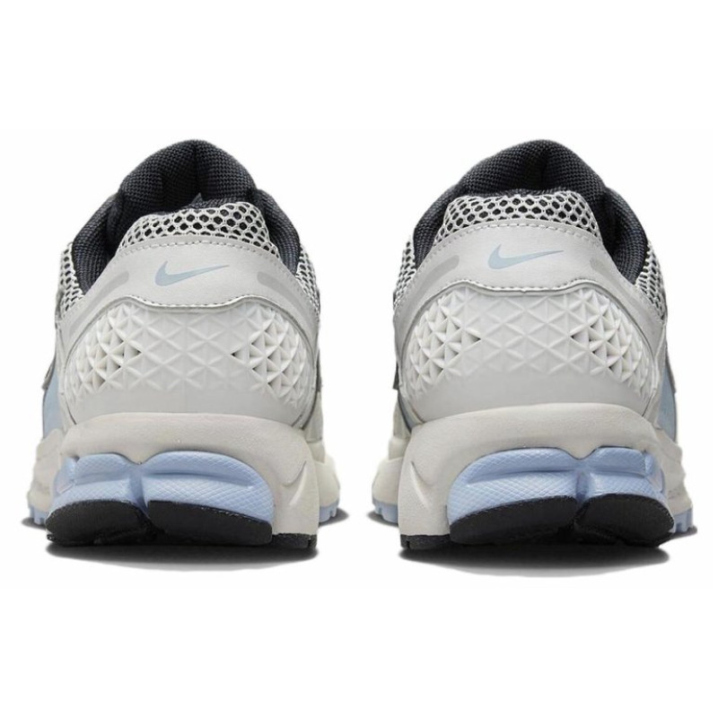 Nike Air Zoom Vomero 5 