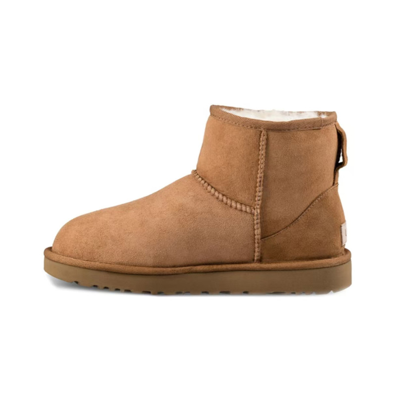 UGG CLASSIC MINI