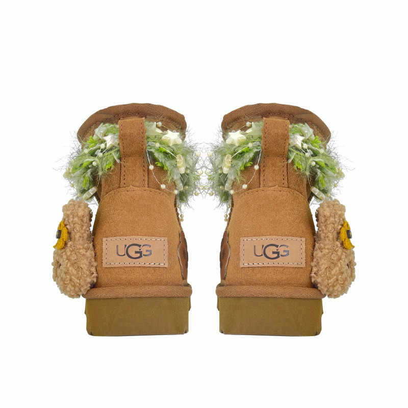 UGG CLASSIC MINI
