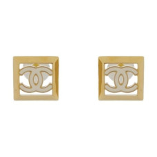 CHANEL -