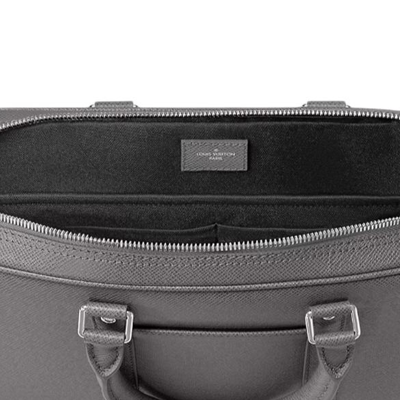 LOUIS VUITTON Porte Documents Voyage