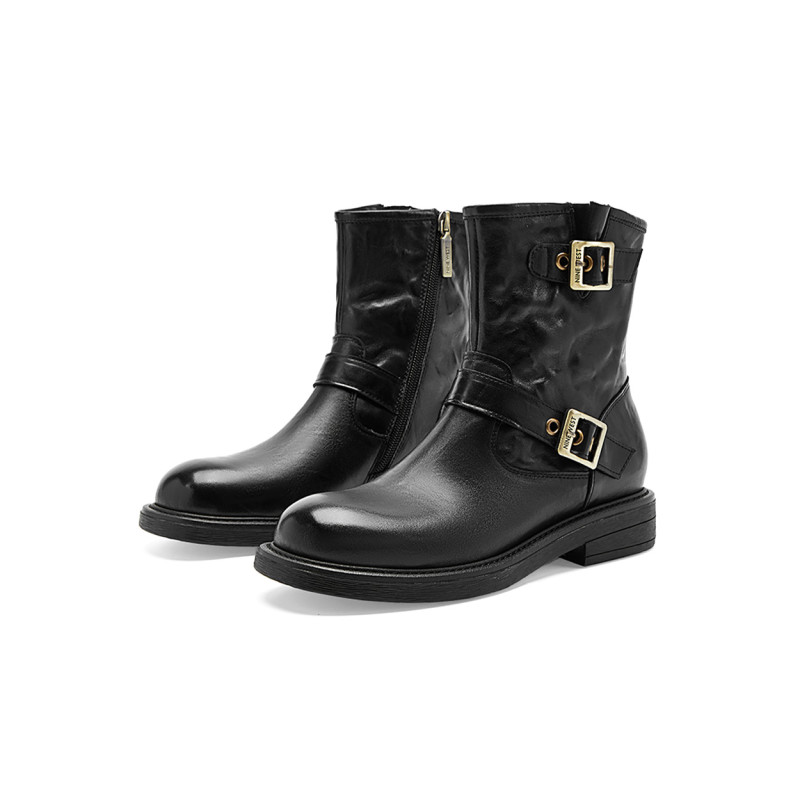 NINE WEST
