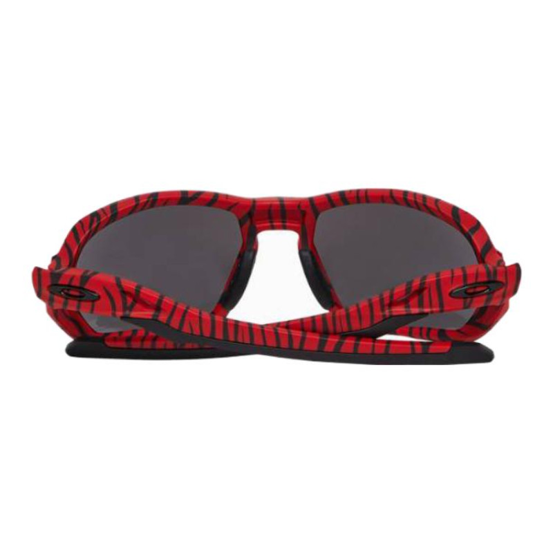 Oakley TR