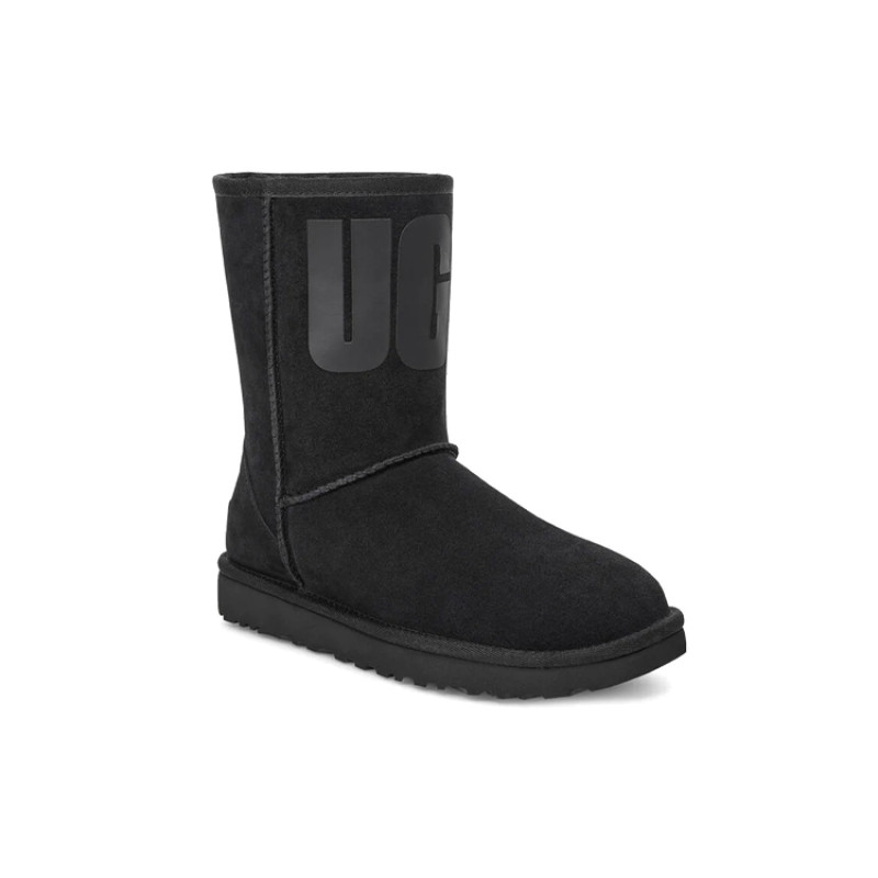 UGG CLASSIC SHORT Rubber Logo