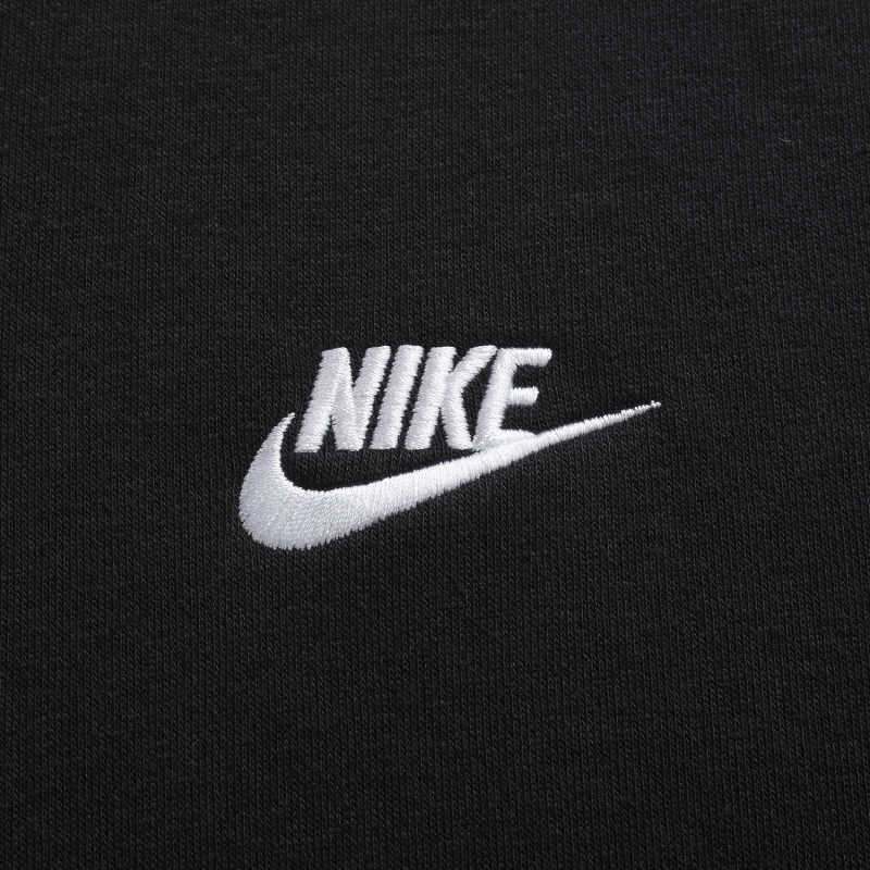 Nike Sportswear Club