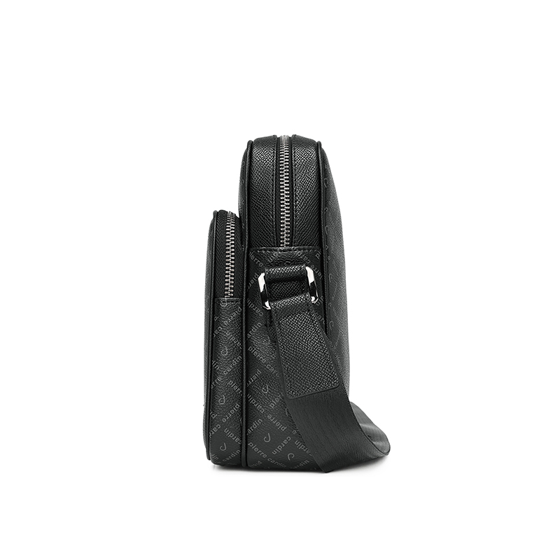 PIERRE CARDIN PVC